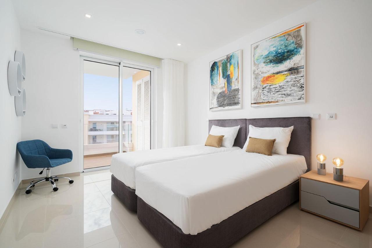Marina View 12 With Pool By Homing