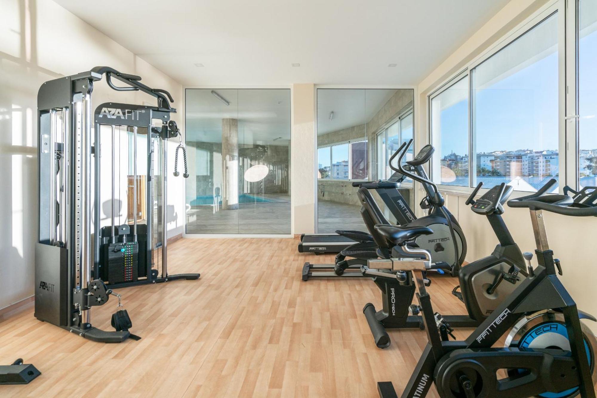 Apartment Marina View 12 With Pool By Homing *